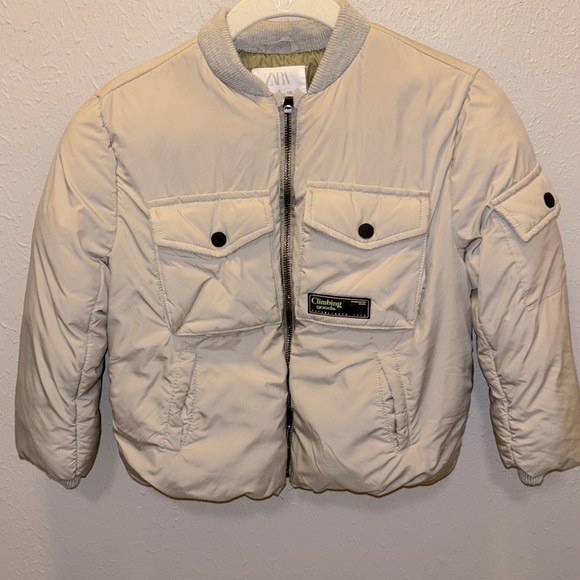 Boys  Zara Puff Jacket Coat Taupe Light Brown Pockets Fall Winter Ready Size 7 - Picture 1 of 10